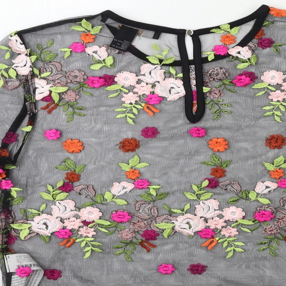 FOREVER 21 Womens Black Floral Basic T-Shirt Size S