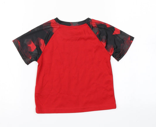 Athletic Works Boys Red Basic T-Shirt Size 2 Years