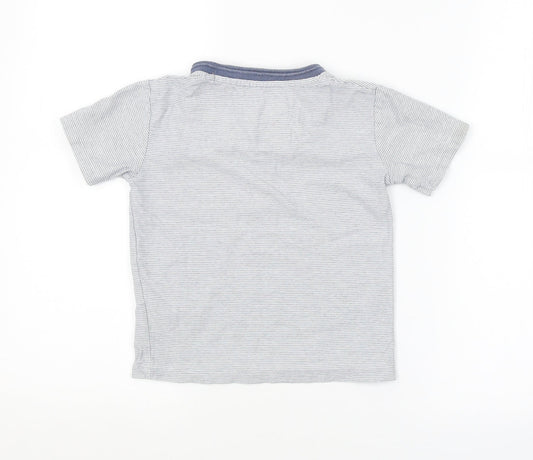 Preworn Boys Blue Striped Basic T-Shirt Size 4-5 Years