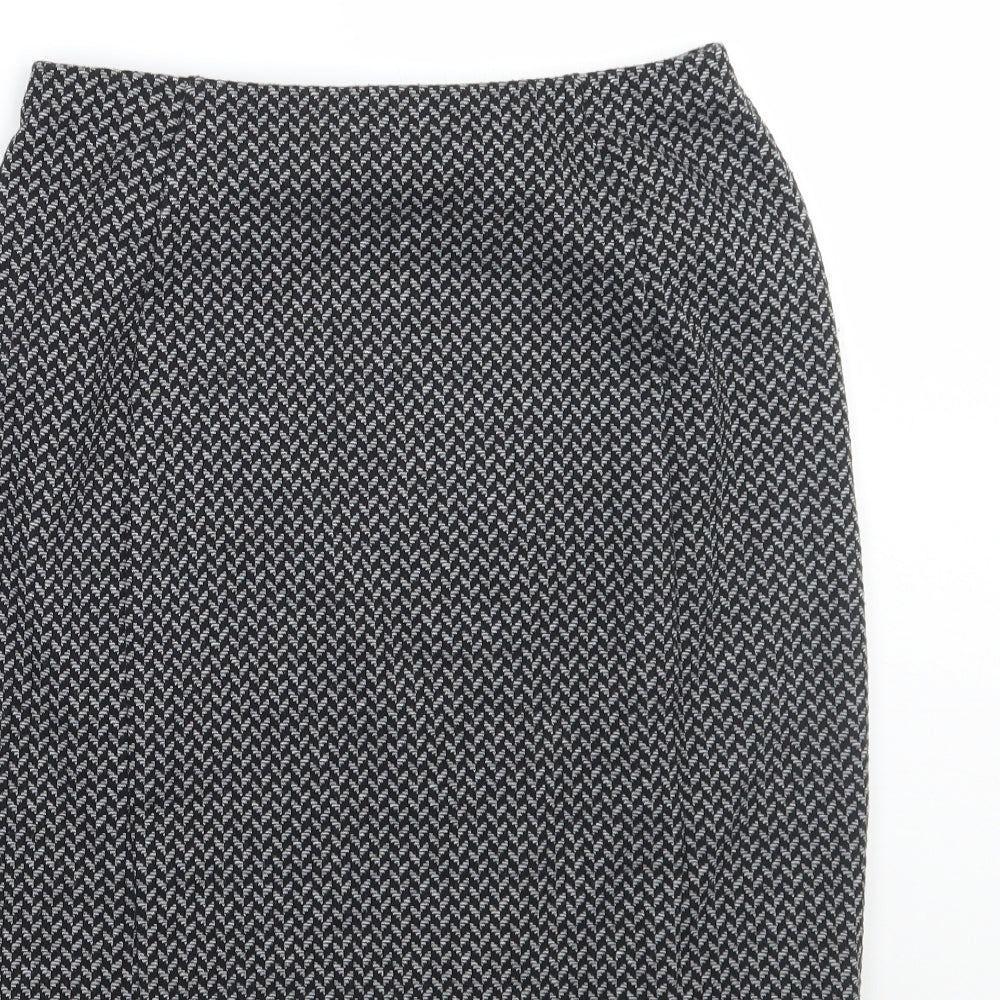 Brand and care label for Papaya women’s black geometric a-line skirt, size UK 8