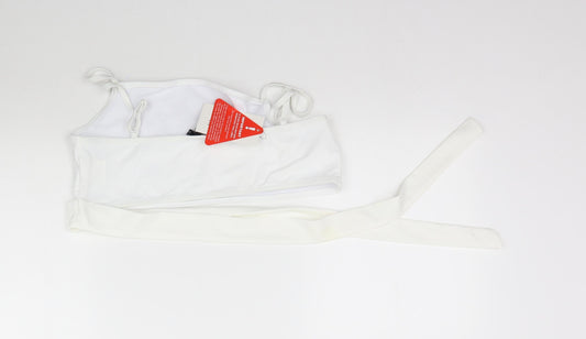 In the Style Womens White Cropped Tank Size 14