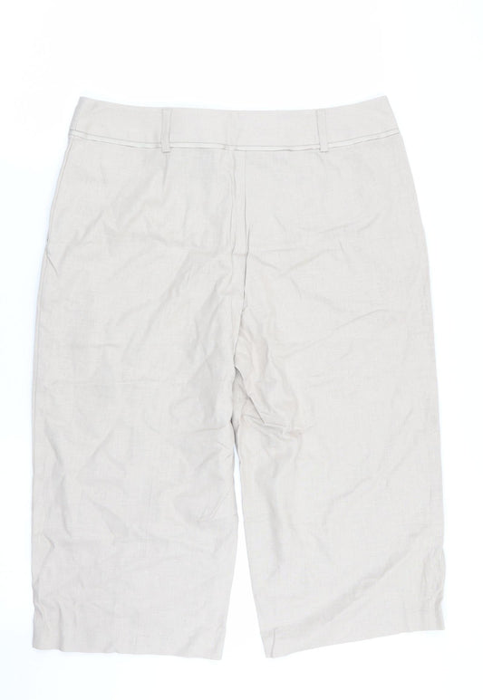 Preworn Womens Beige Capri Trousers Size 30 in