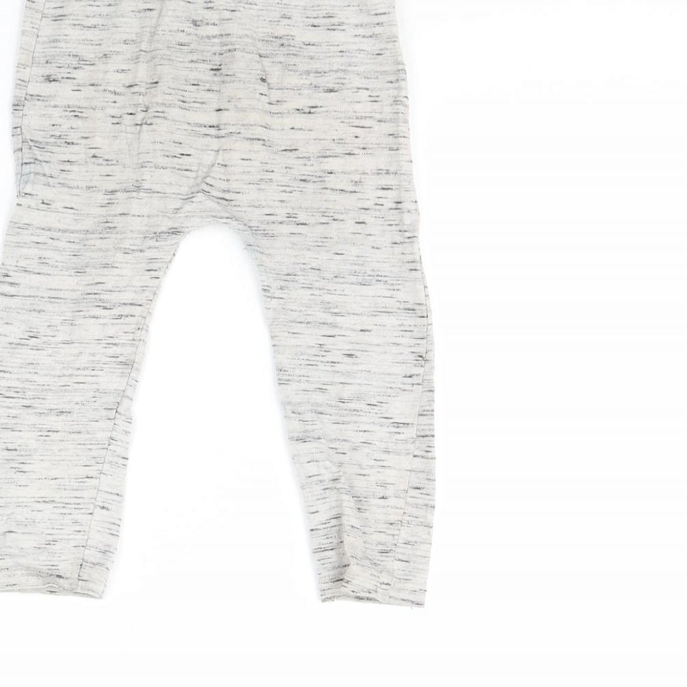 fred & flo Baby Grey Herringbone Capri Trousers Size 12 Months