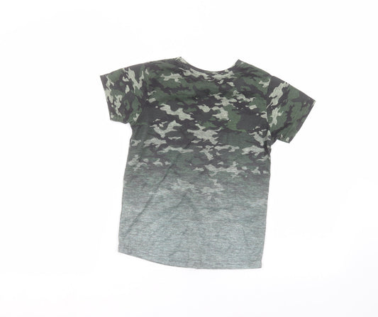 Primark Boys Green Basic T-Shirt Size 7-8 Years
