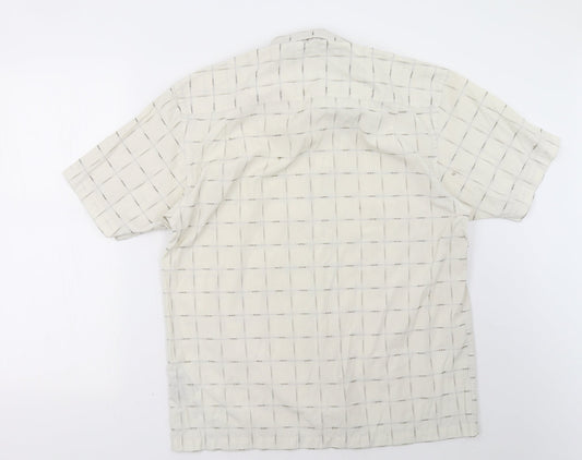 defines Mens White Check Polo Size M