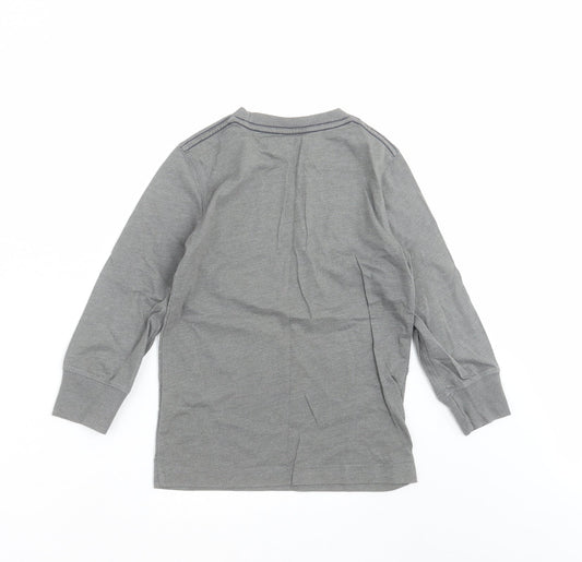 GapKids Boys Grey Basic T-Shirt Size 4-5 Years - football
