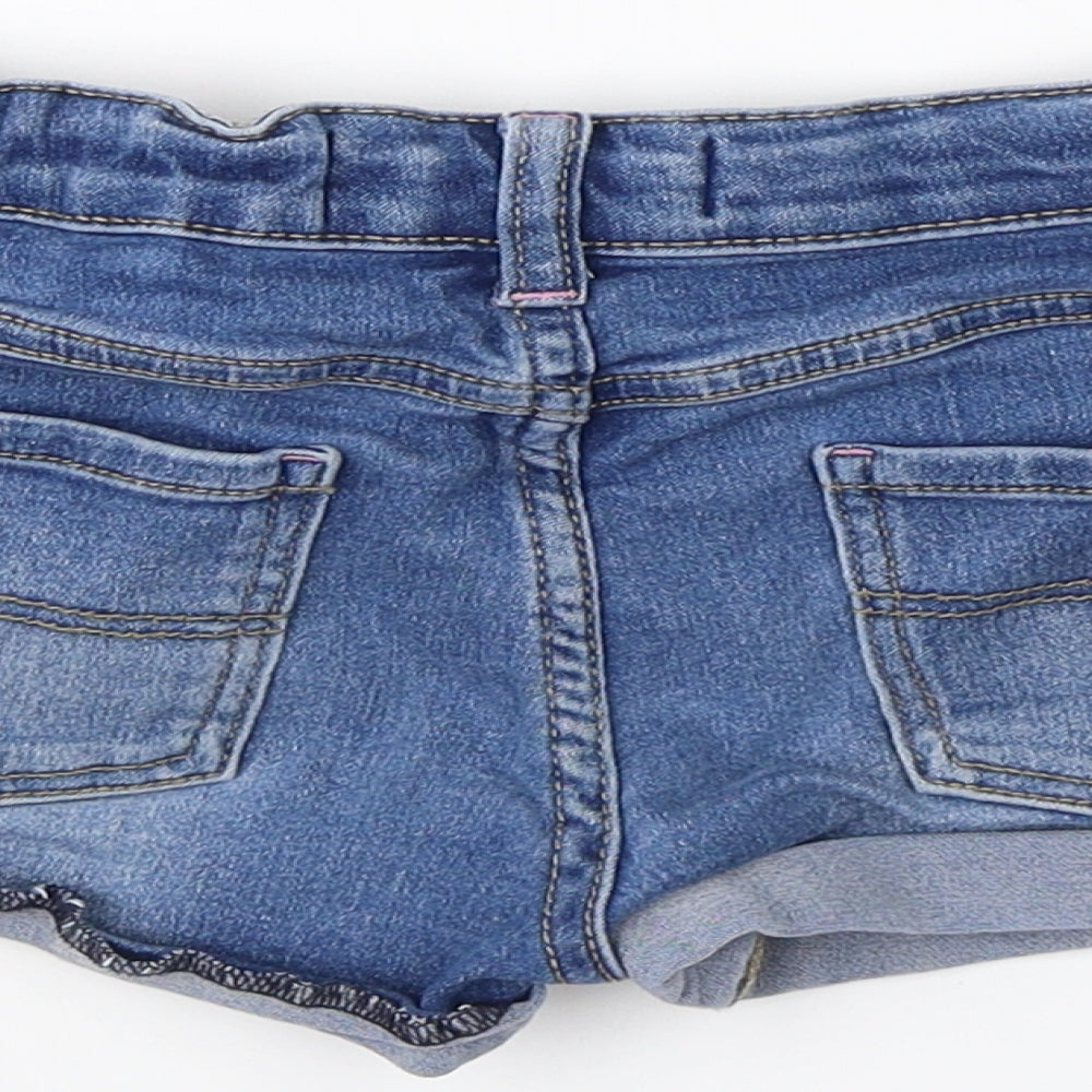 Brand and care label for Denim Co girls’ blue cotton cargo shorts, size 9-10, years regular