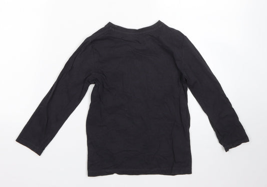 Preworn Boys Black Cotton Basic T-Shirt Size 6-7 Years Round Neck