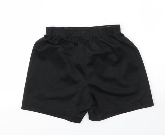 Umbro Boys Black Polyester Sweat Shorts Size 5 Years Regular