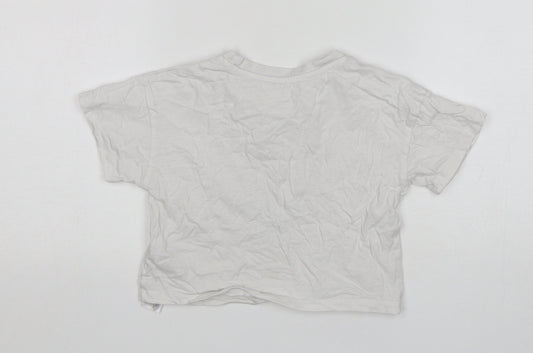 Primark Girls White Cotton Cropped T-Shirt Size 5-6 Years Round Neck