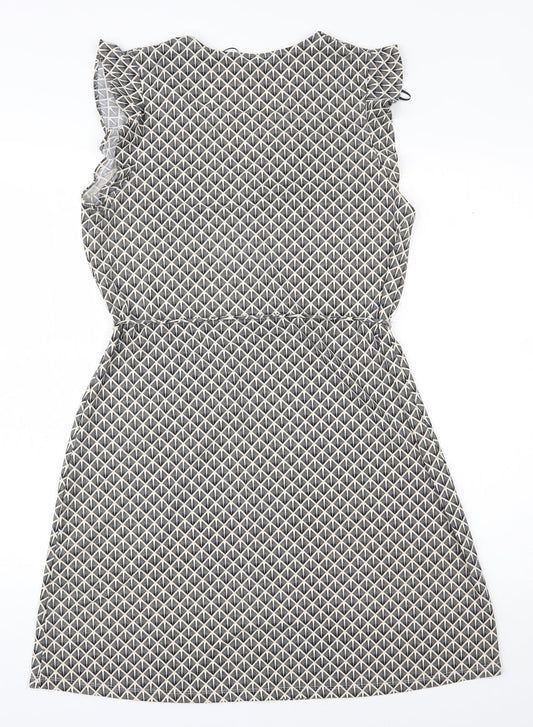 H&M Womens Black Geometric Polyester A-Line Size S V-Neck Pullover