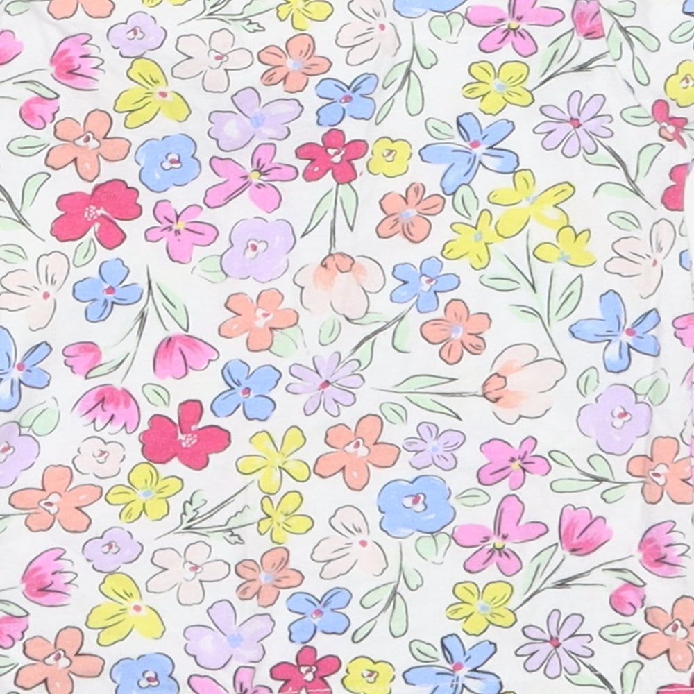 Primark Girls White Floral Cotton Basic T-Shirt Size 6-9 Months Crew Neck Pullover - Multicoloured Flowers