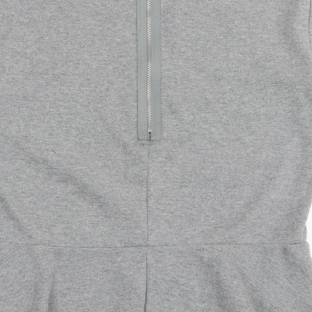 Gap Womens Grey Polyester Basic T-Shirt Size S Round Neck