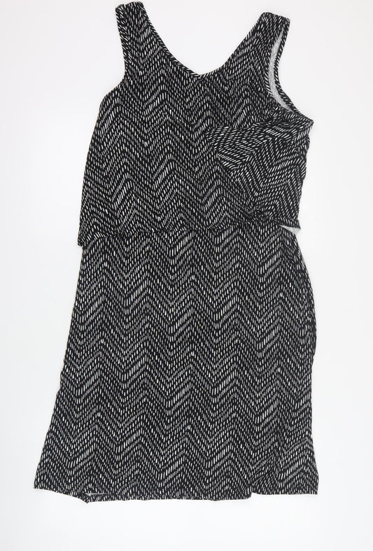 Target Womens Black Geometric Viscose A-Line Size XL V-Neck Pullover
