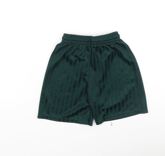 Preworn Boys Green Polyester Sweat Shorts Size 4-5 Years Regular
