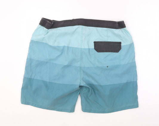 Preworn Womens Blue Polyester Athletic Shorts Size 2XL L19 in Regular