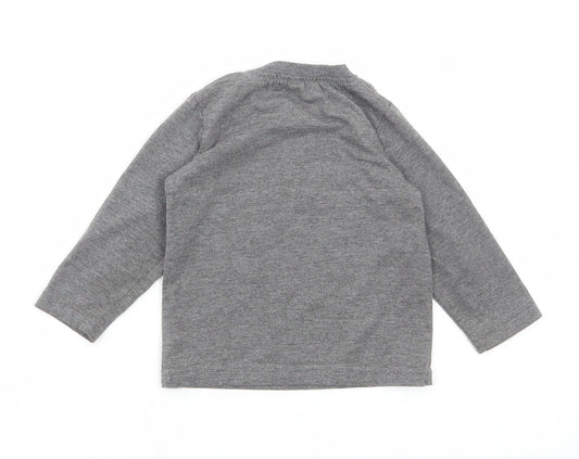 Preworn Boys Grey Cotton Basic T-Shirt Size 12 Months Round Neck Button - Small gang