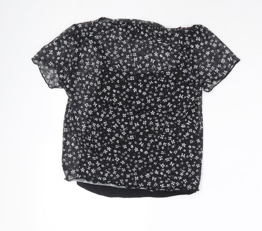 New Look Girls Black Floral Polyester Cropped T-Shirt Size 12-13 Years Round Neck Pullover