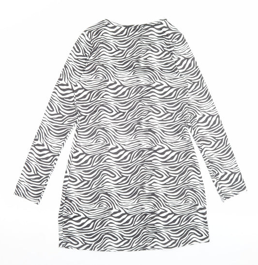 Wednesdays Girl Womens White Animal Print Polyester A-Line Size M Scoop Neck Pullover