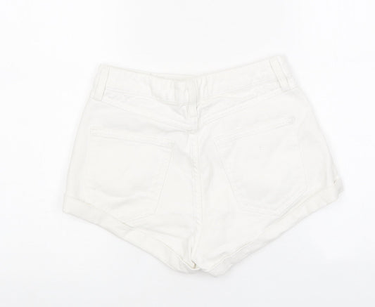 BMG Womens White 100% Cotton Boyfriend Shorts Size 30 in L10 in Regular Zip