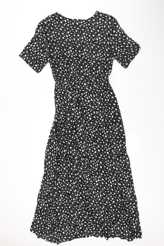 Goa Womens Black Geometric Polyester Fit & Flare Size S V-Neck Pullover