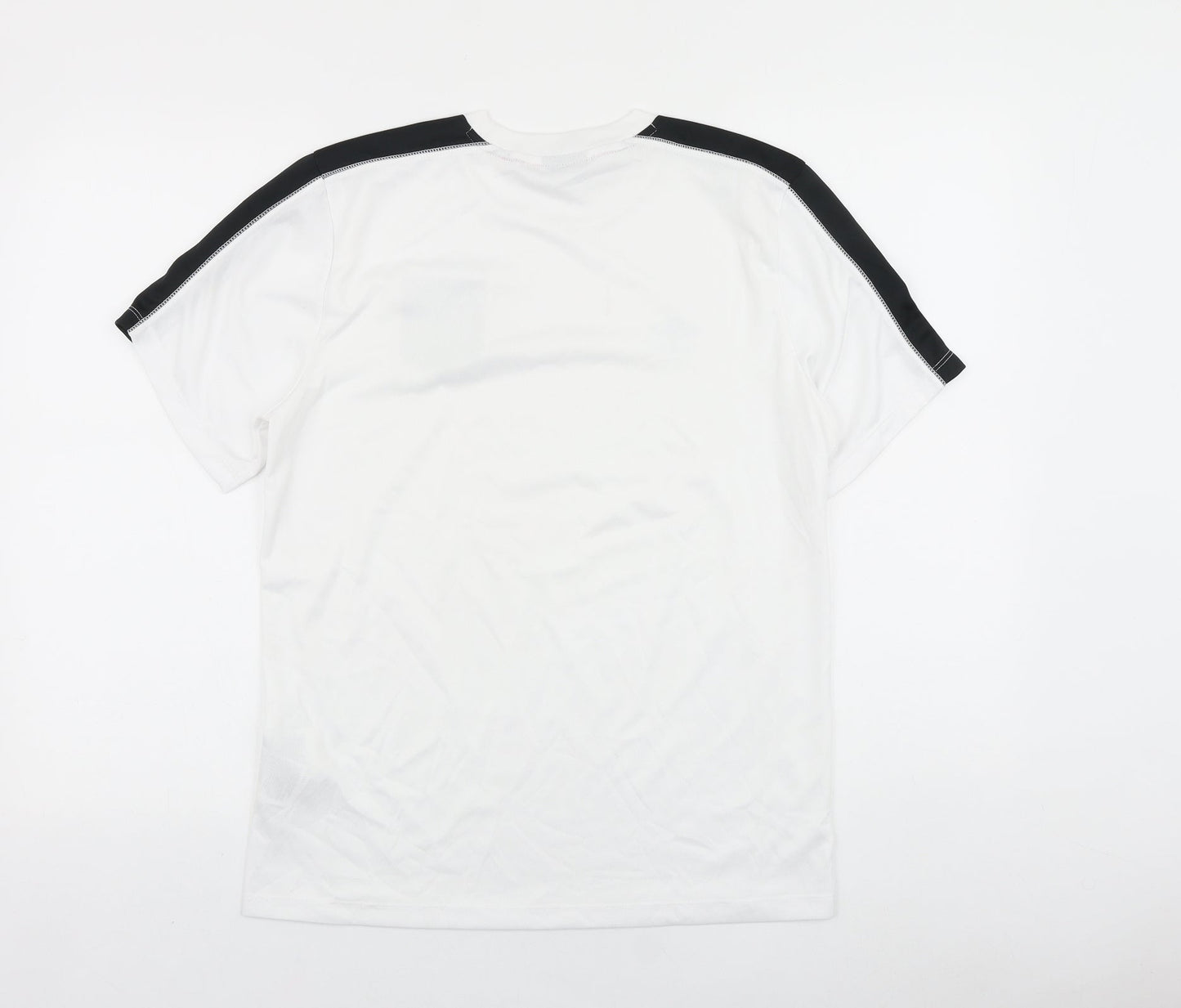 Umbro Mens Silver Polyester Basic T-Shirt Size S Round Neck Pullover