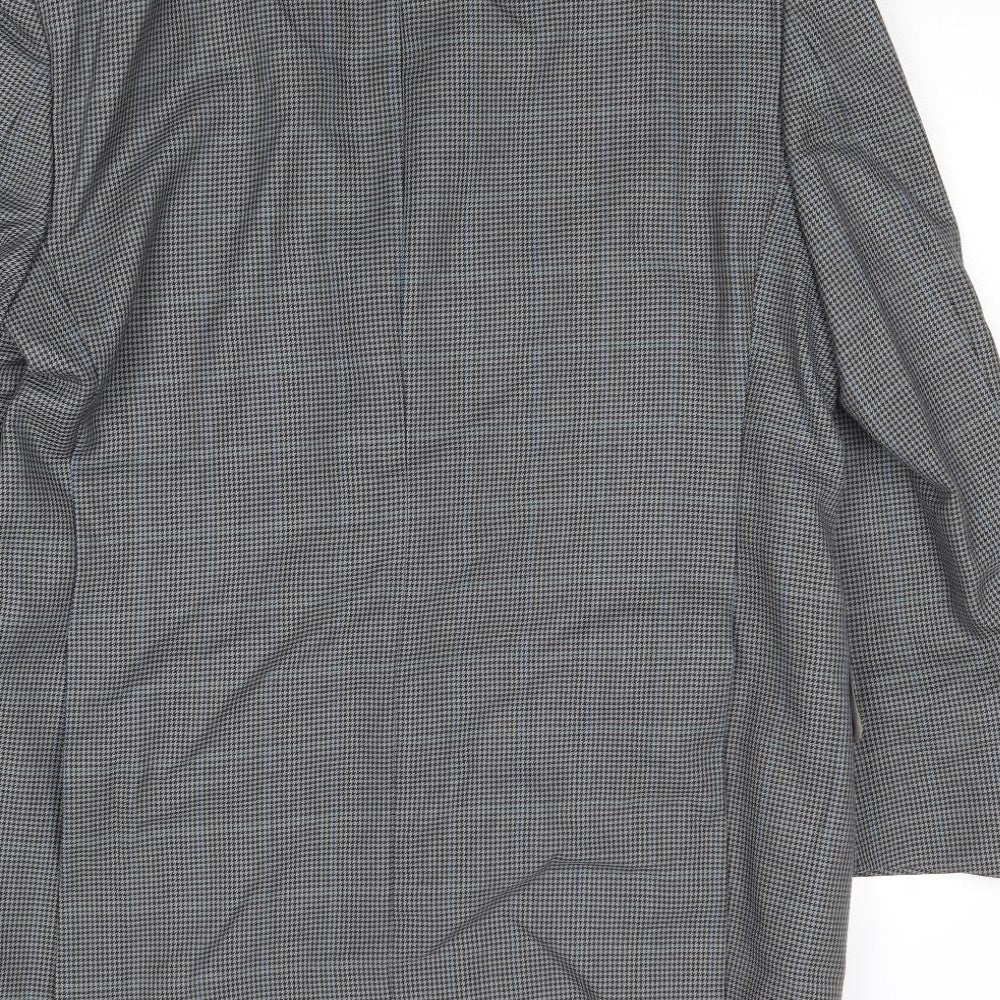 Brand and care label for Wellington men’s grey geometric polyester jacket suit jacket, size 42, regular