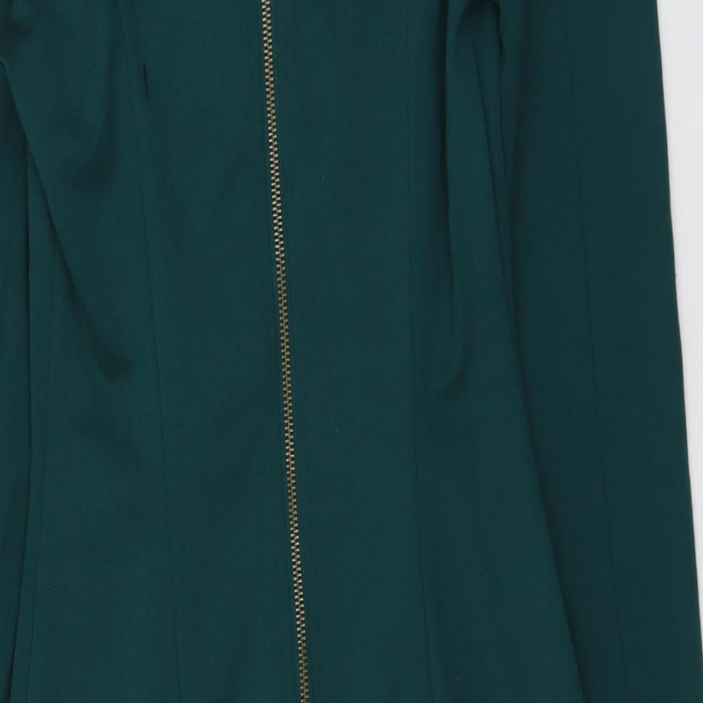 Brand and care label for Love 21 women’s green polyester a-line, size M, v-neck zip