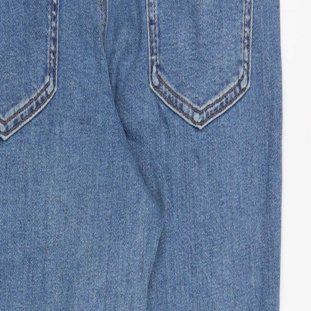 Brand and care label for ASOS women’s blue cotton tapered jeans, size UK 28, in regular zip