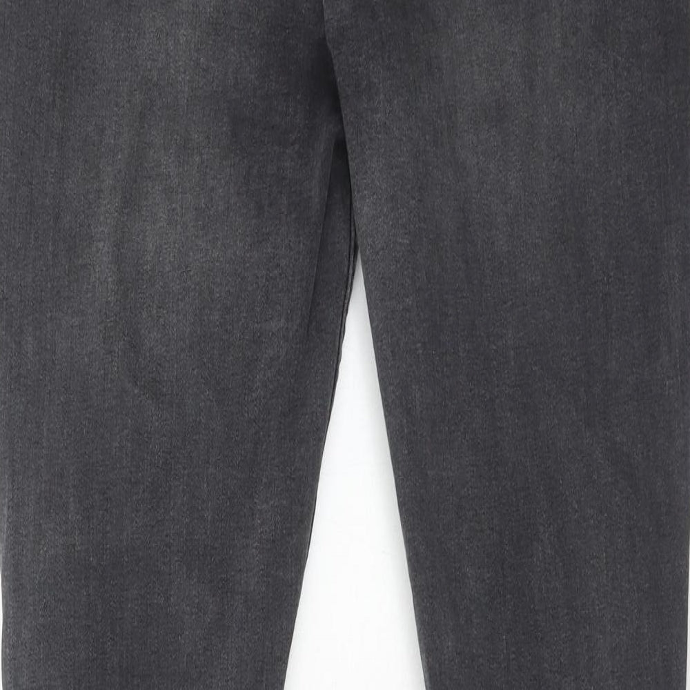 Brand and care label for Hera men’s grey cotton skinny jeans, size 32, in regular zip