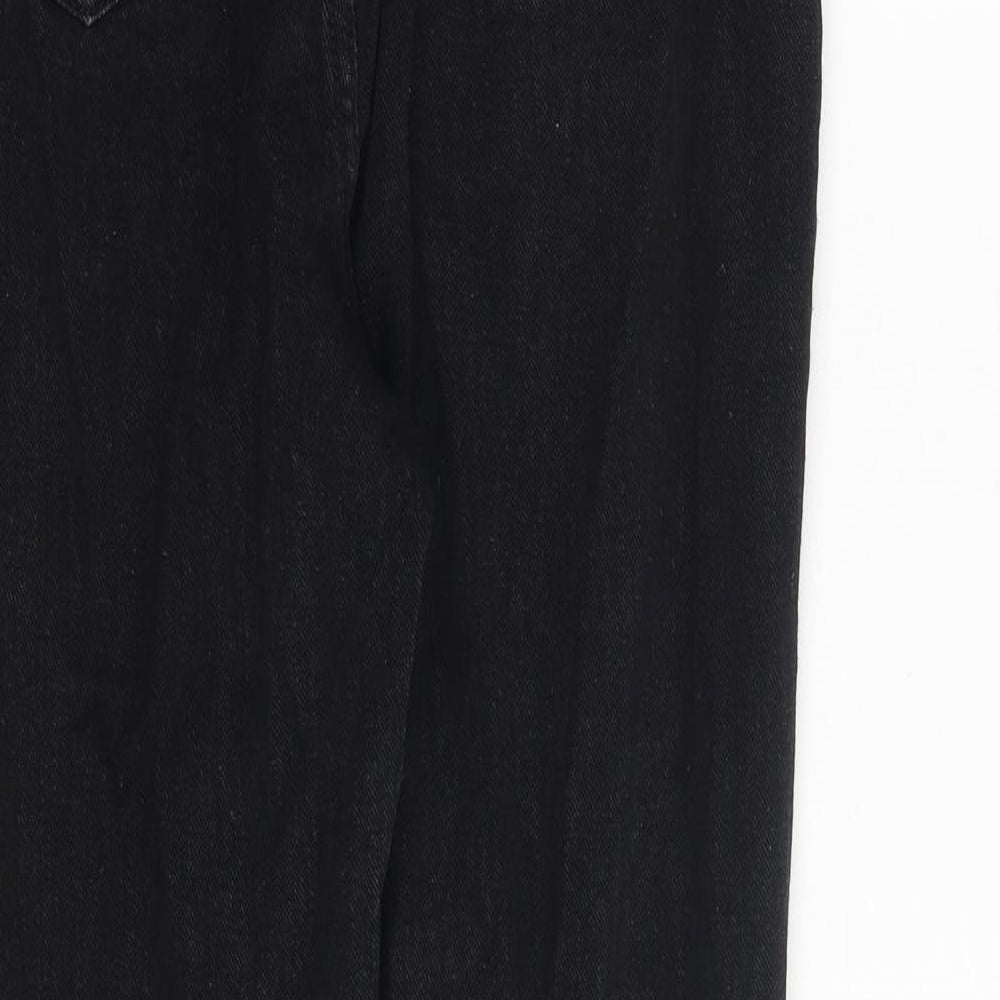 Brand and care label for In the Style women’s black cotton mom jeans, size UK 8, regular zip
