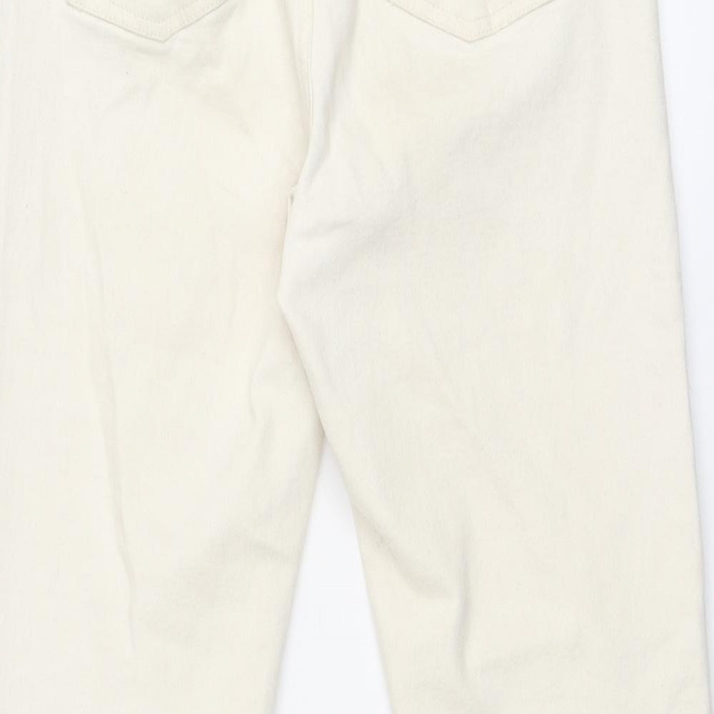 Brand and care label for Denim & Co. women’s ivory cotton straight jeans, size UK 8, regular zip