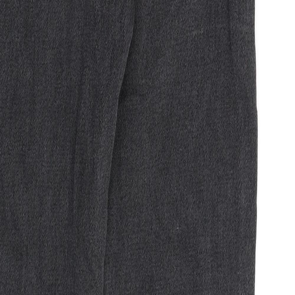 Brand and care label for Denim & Co. women’s grey cotton straight jeans, size UK 10, 30-inch leg regular zip