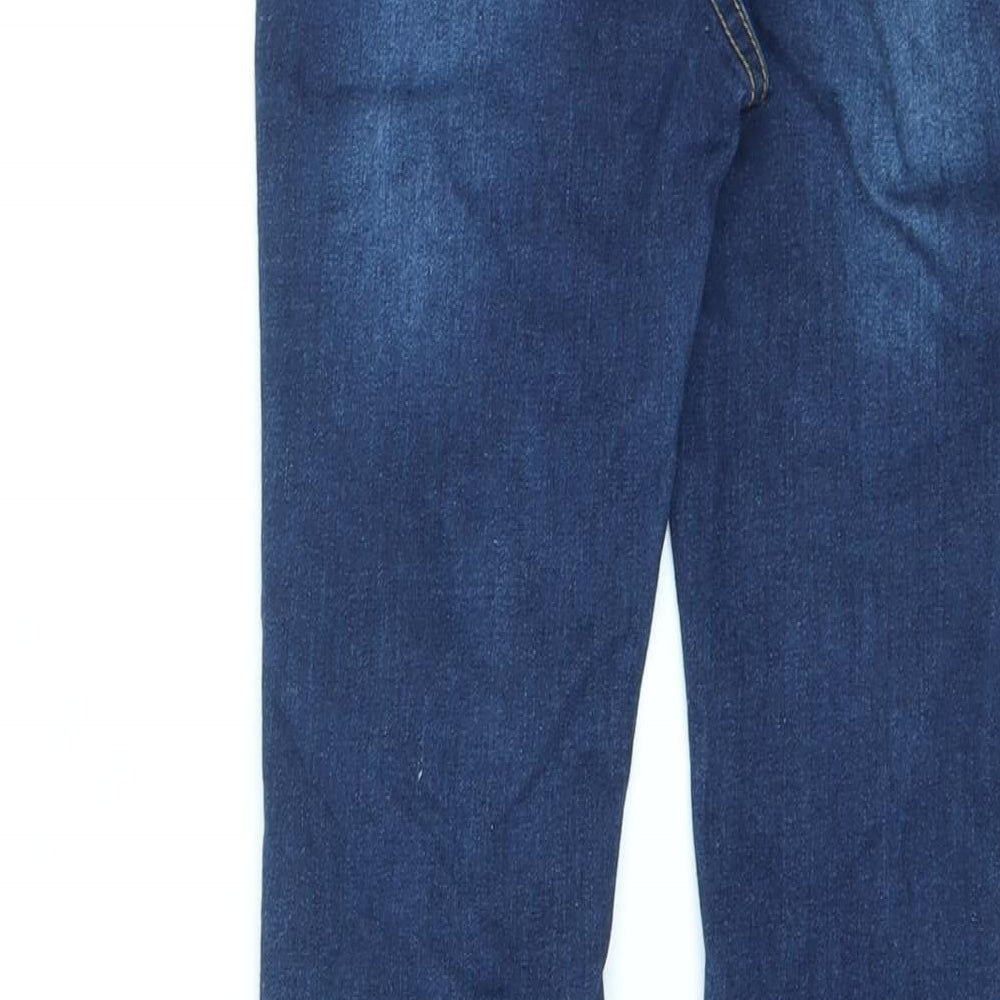 Brand and care label for Fashion Nova women’s blue cotton skinny jeans, size S, 28-inch leg regular zip
