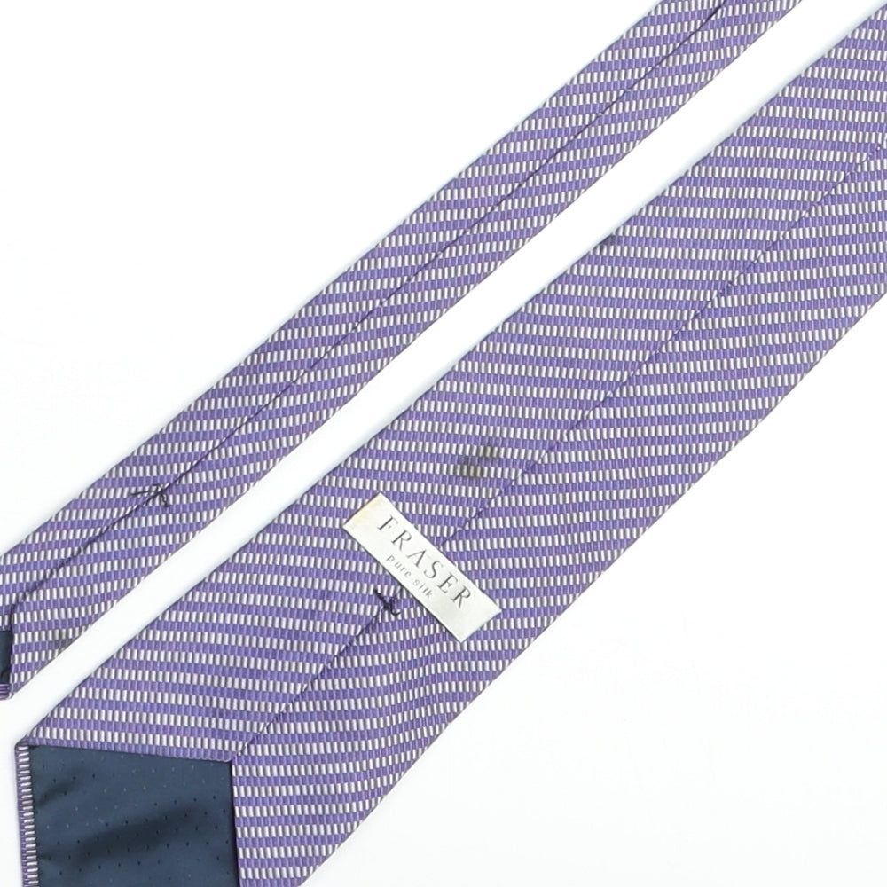 Brand and care label for Fraser men’s blue geometric silk pointed tie one size