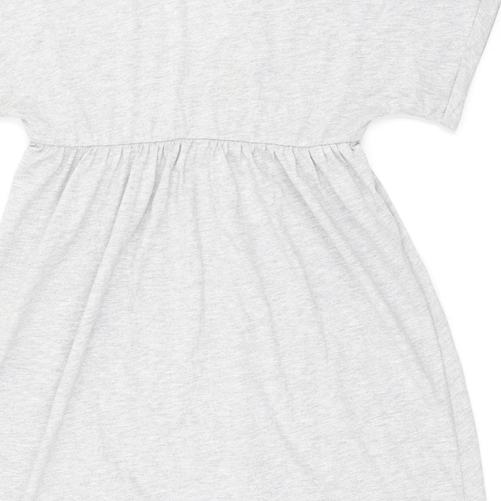 Brand and care label for ASOS women’s grey polyester shift, size UK 8, v-neck pullover