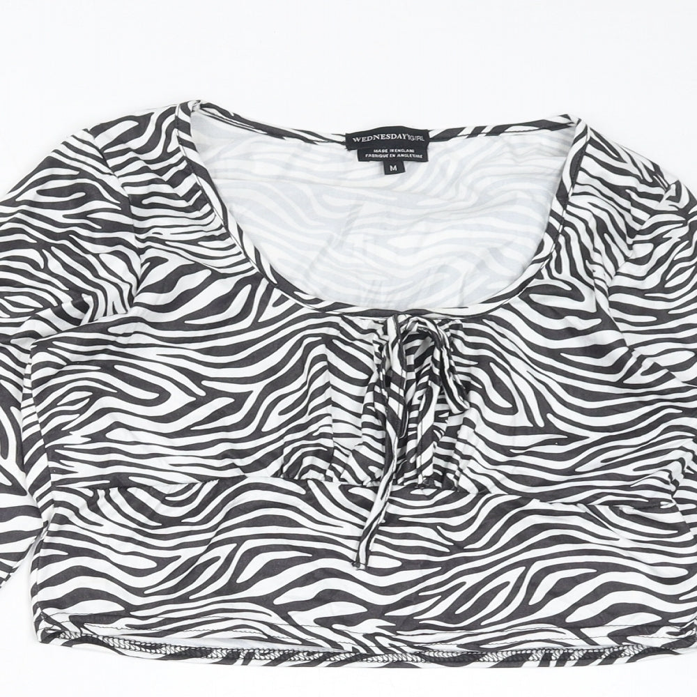 Wednesday's Girl Womens White Animal Print Polyester Basic T-Shirt Size M Round Neck - Zebra, Cropped