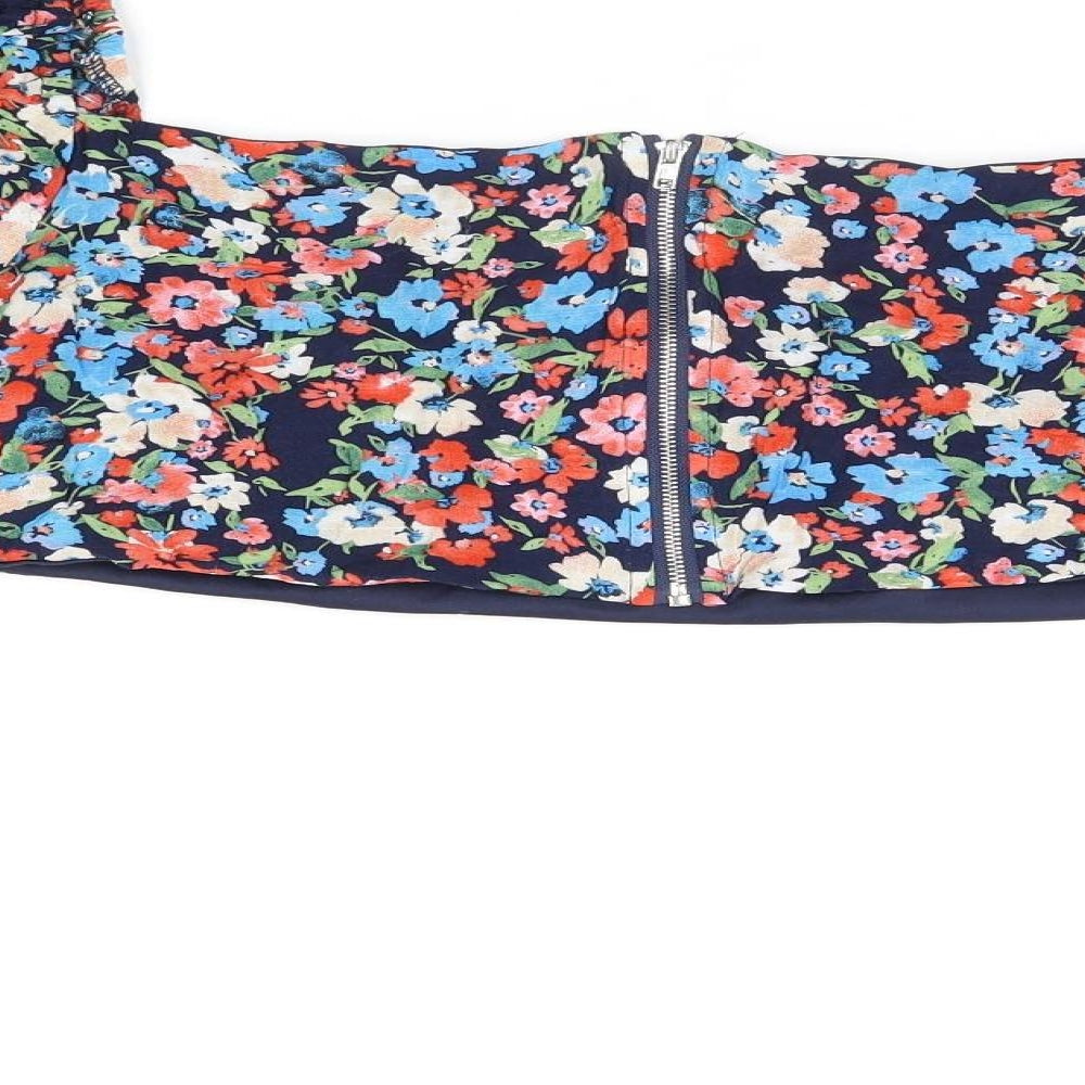 Brand and care label for I SAW IT FIRST women’s blue floral polyester cropped t-shirt, size UK 12, square neck