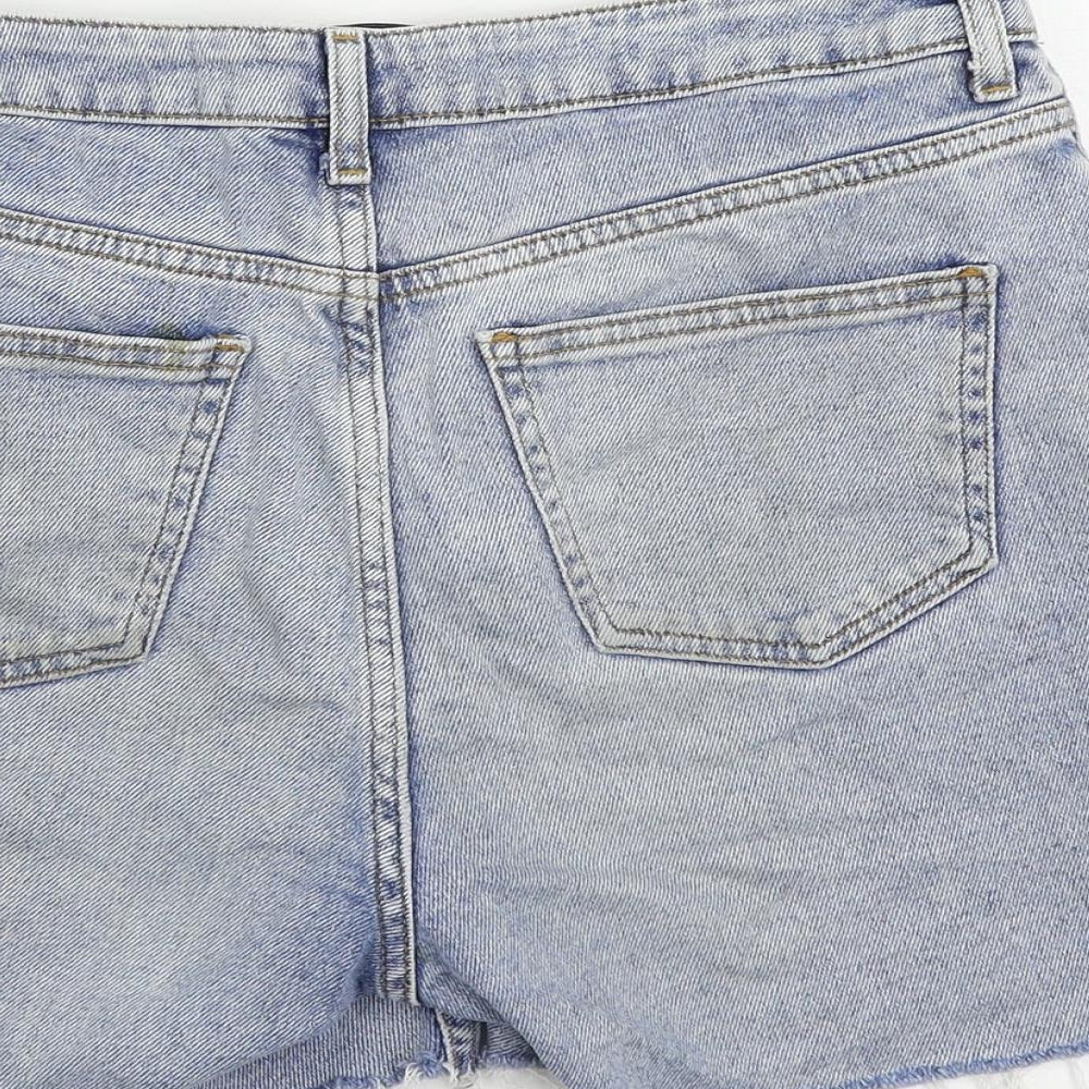 Brand and care label for Denim & Co. women’s blue cotton cut-off shorts, size UK 8, 4-inch leg regular zip - distressed
