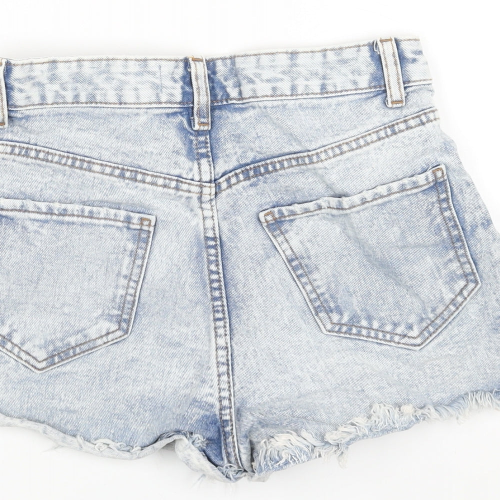 Brand and care label for Denim & Co. women’s blue cotton cut-off shorts, size UK 6, 3-inch leg regular zip - distressed