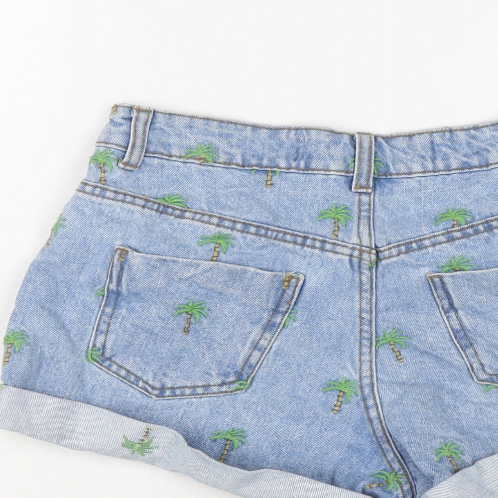 Brand and care label for Denim & Co. women’s blue geometric cotton hot pants shorts, size UK 6, 3-inch leg regular button