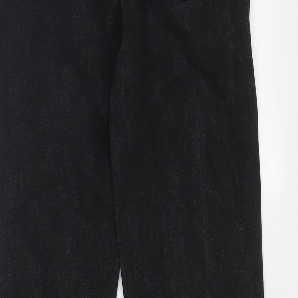 Brand and care label for Denim & Co. women’s black cotton straight jeans, size UK 6, 26-inch leg regular zip