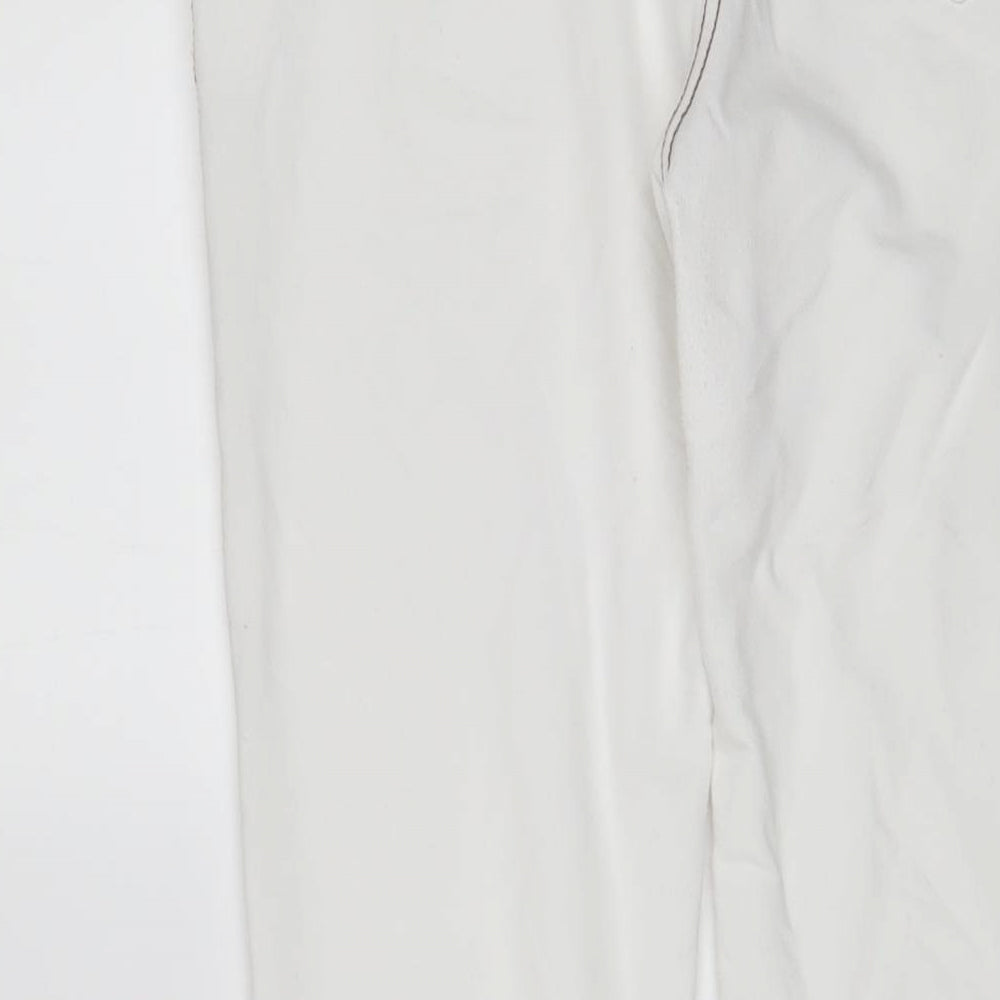 Brand and care label for In the Style women’s white cotton jegging jeans, size UK 16, 27-inch leg regular