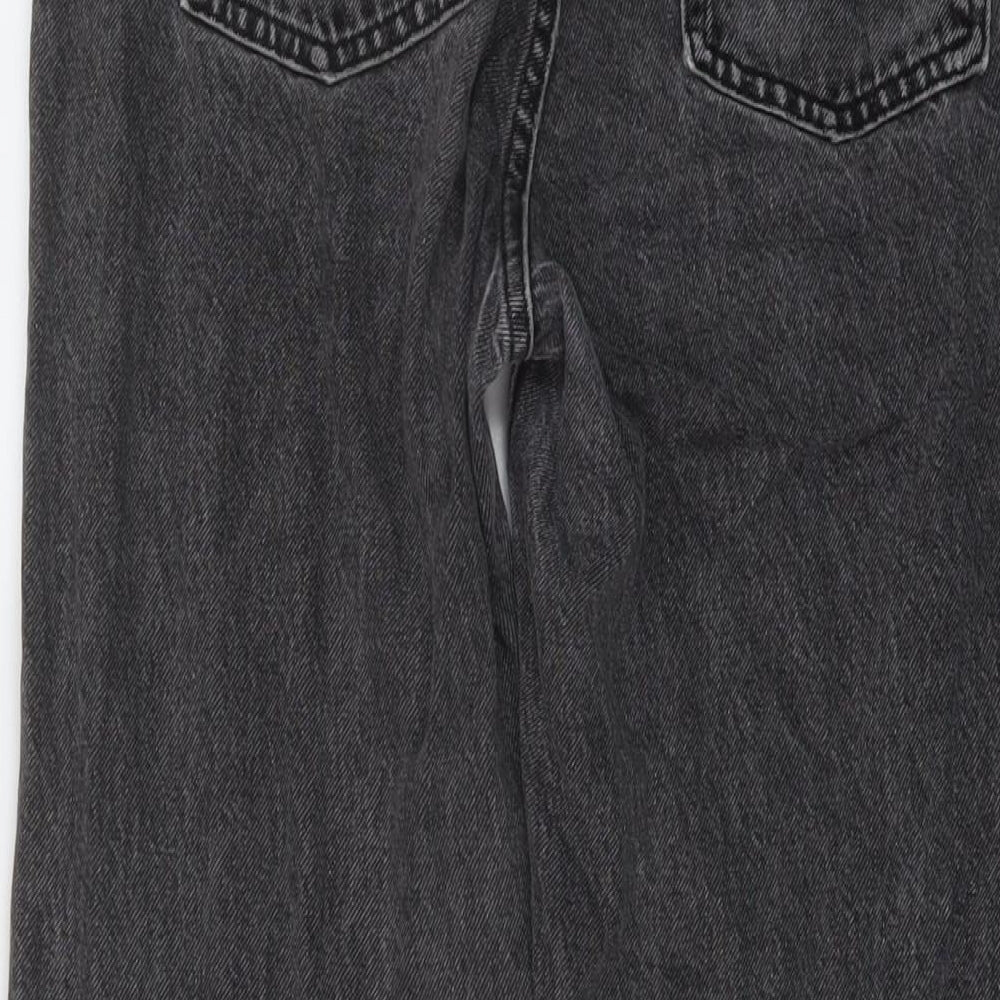 Brand and care label for BDG women’s grey cotton mom jeans, size UK 27, in, 27-inch leg regular button