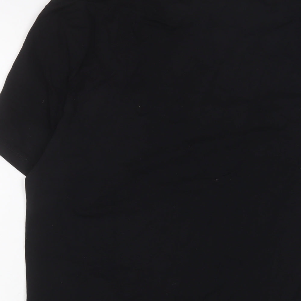 Brand and care label for ASOS men’s black cotton t-shirt, size L, crew neck