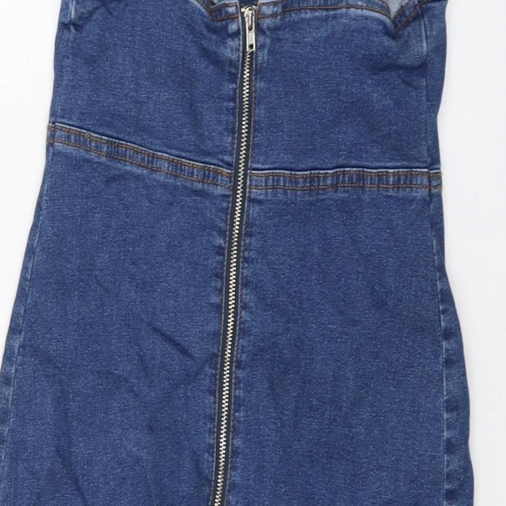 Brand and care label for Denim & Co. women’s blue cotton mini, size UK 8, sweetheart zip