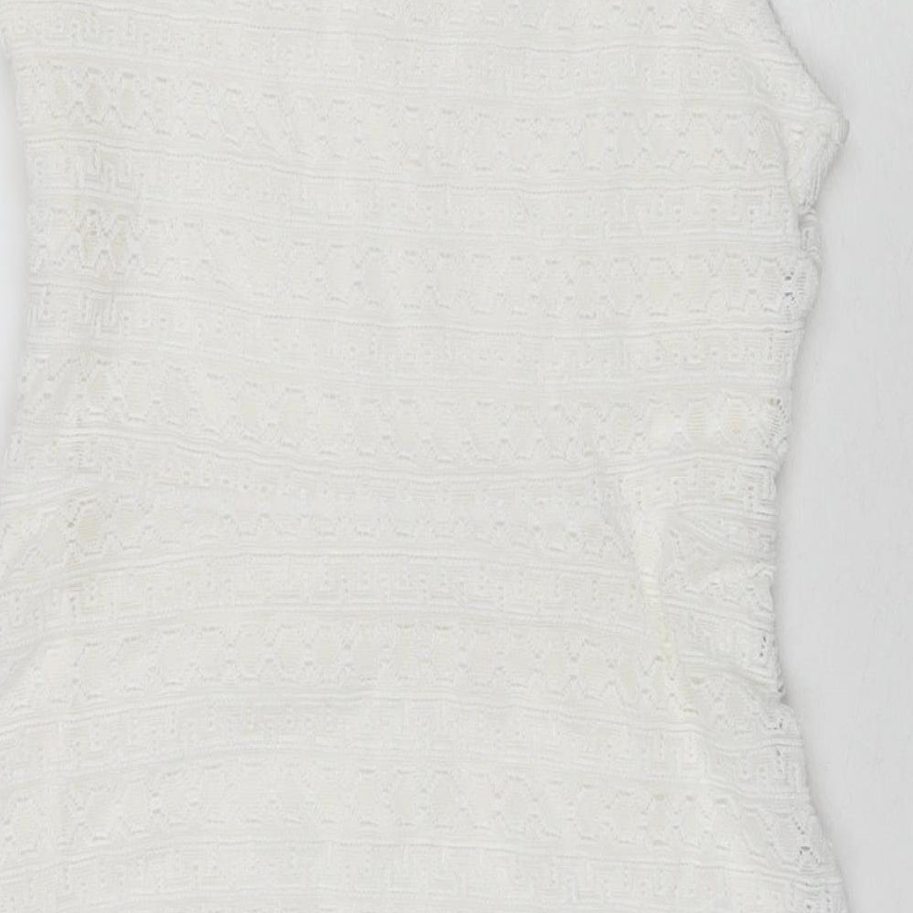 Brand and care label for Red Herring women’s white polyester a-line, size UK 14, v-neck pullover