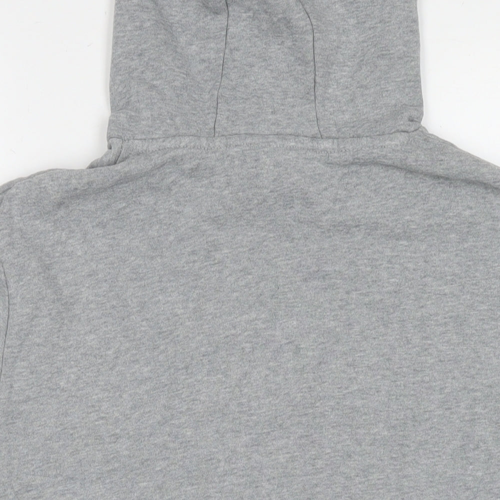 Brand and care label for Ellesse men’s grey cotton pullover hoodie, size M