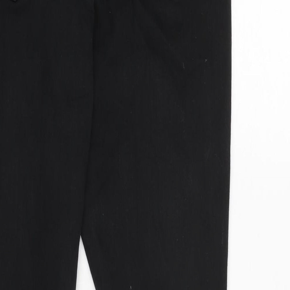 Brand and care label for Hera London men’s black cotton blend tapered jeans, size 28, in, 28-inch leg regular zip