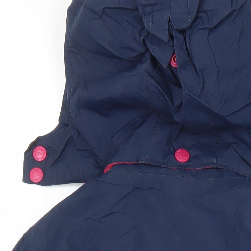 Brand and care label for Trespass girls’ blue jacket, size 3-4, years zip - bmw